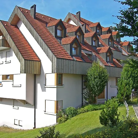 Apartment Schwarzwaldblick-6 *